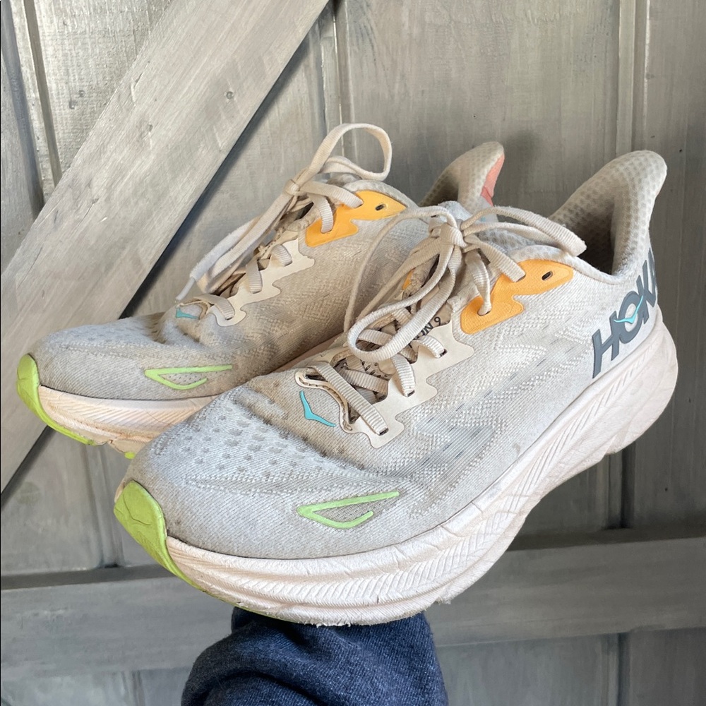 HOKA Clifton‎ Sneaker Size 8.5